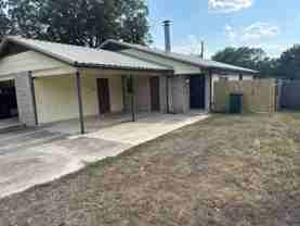 904 N Bishop St #B - Photo 1 of 1