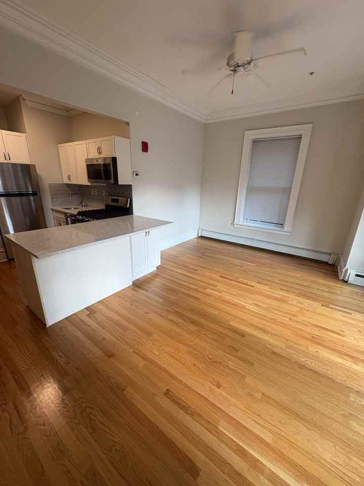 31 Massachusetts Ave #1-3 - Photo 2 of 18