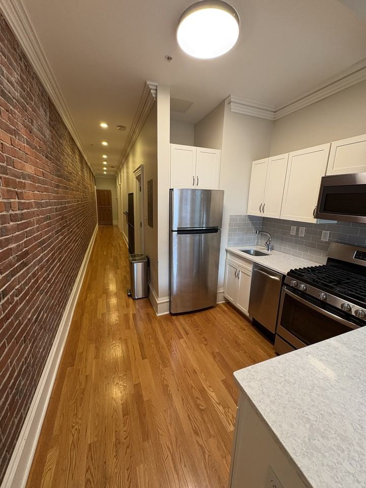 31 Massachusetts Ave #1-3 - Photo 4 of 18