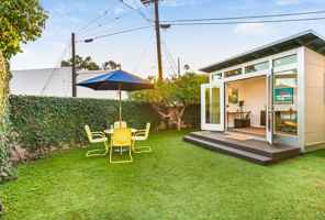 featured image of 1518 E Wilson Ave