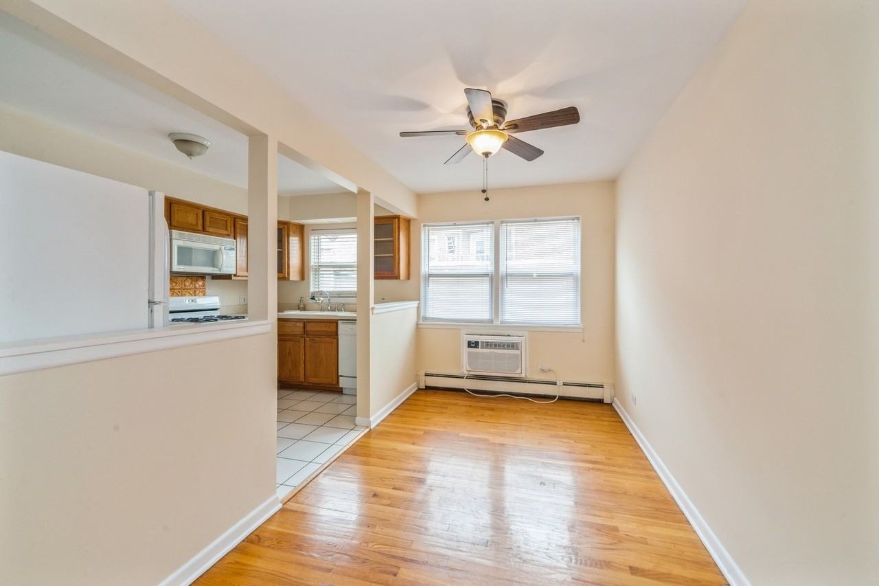 2334 West 111th Street #2 - Photo 3 of 10