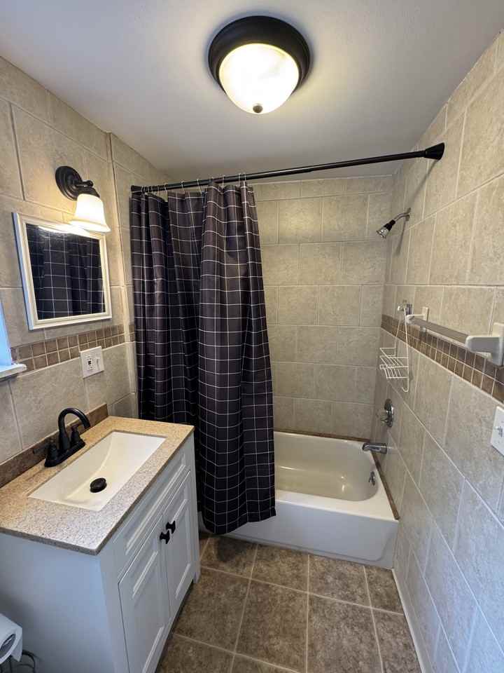 11 Bay St #11 - Photo 2 of 10