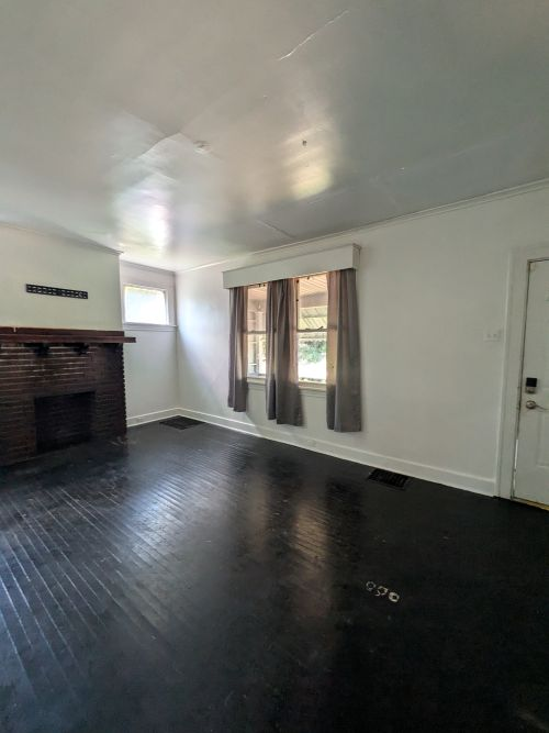 1813 Converse St #NA - Photo 5 of 37