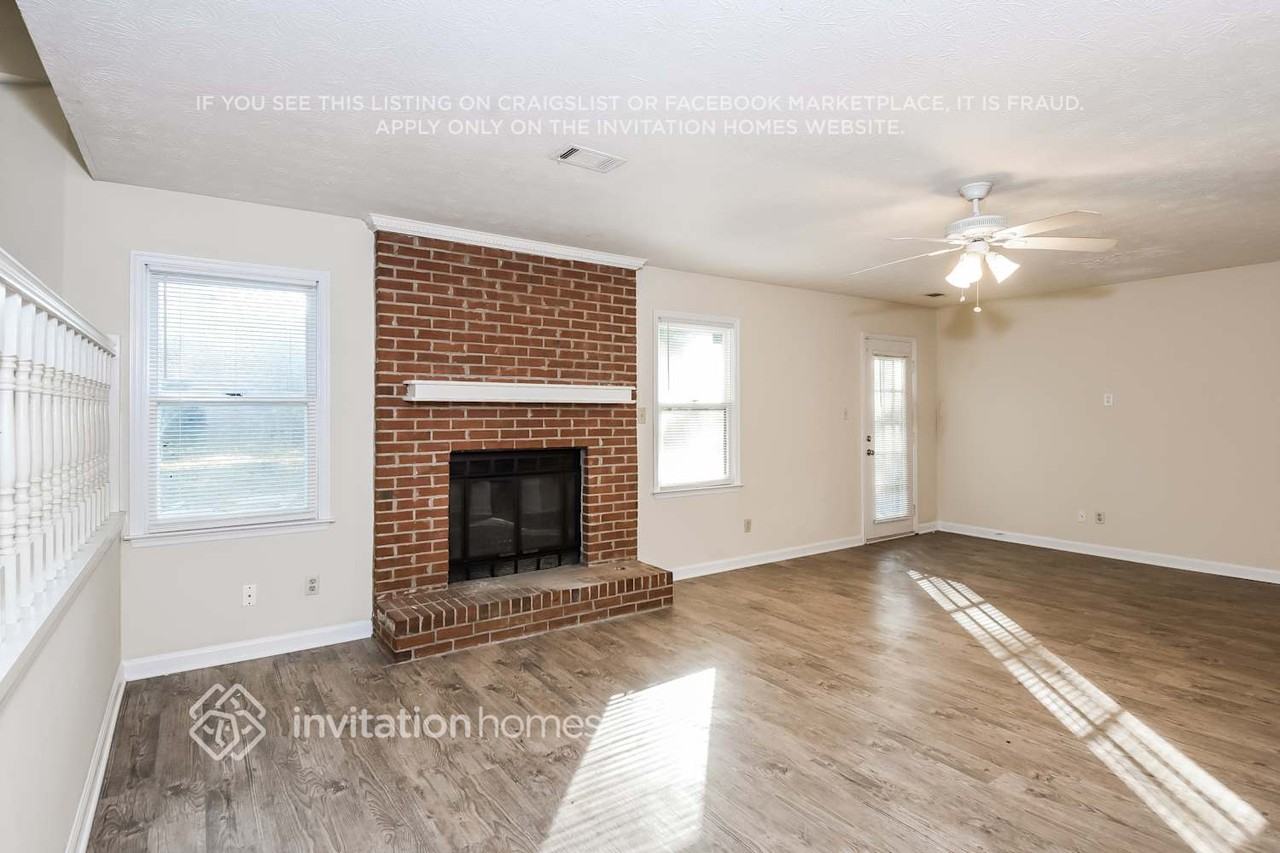 2850 Shiloh Way - Photo 4 of 18