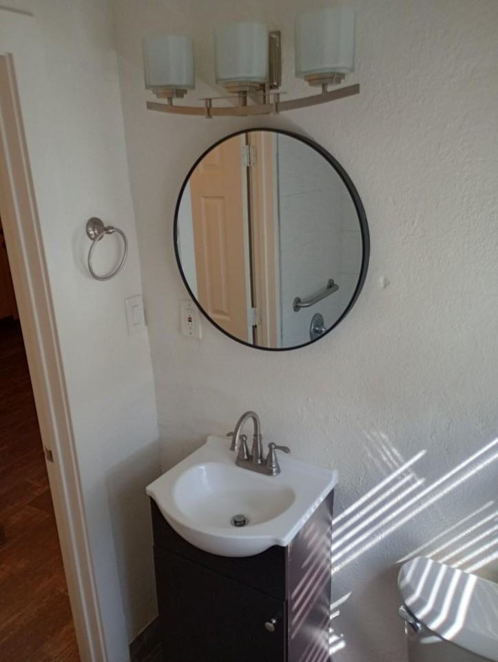 301 N Sunshine Blvd #9 - Photo 7 of 14