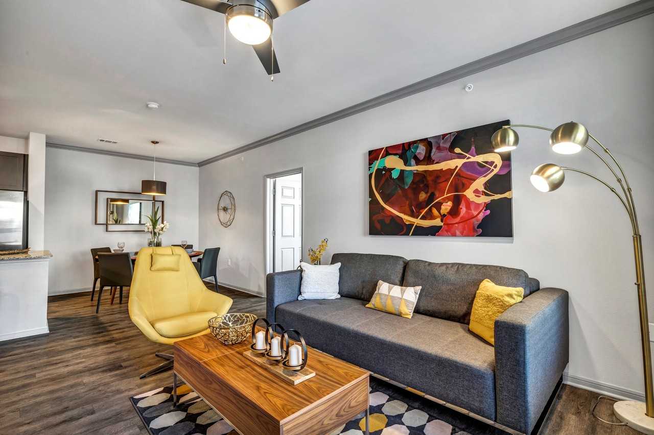 Haven at Bellaire - Photo 5 of 49