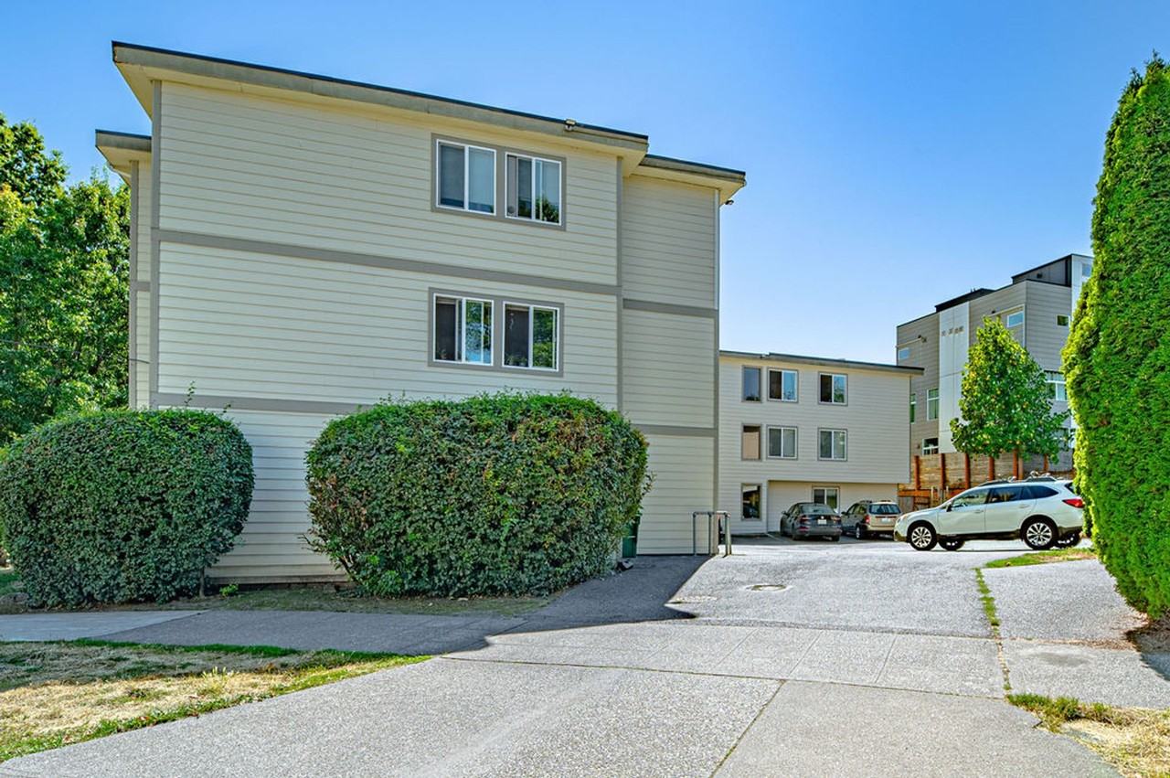 301 Apartments in the heart of Beacon Hill - Photo 2 of 38