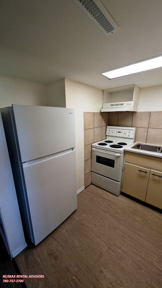 827 Canfield Way SW - Photo 5 of 18