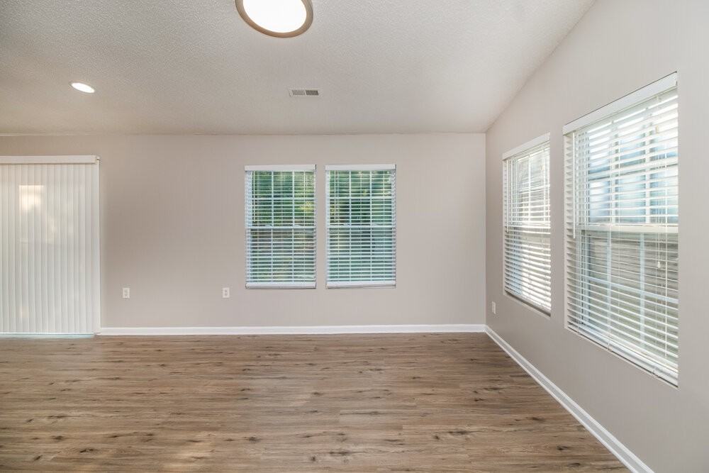 5874 Mahogany Pl Sw - Photo 5 of 16