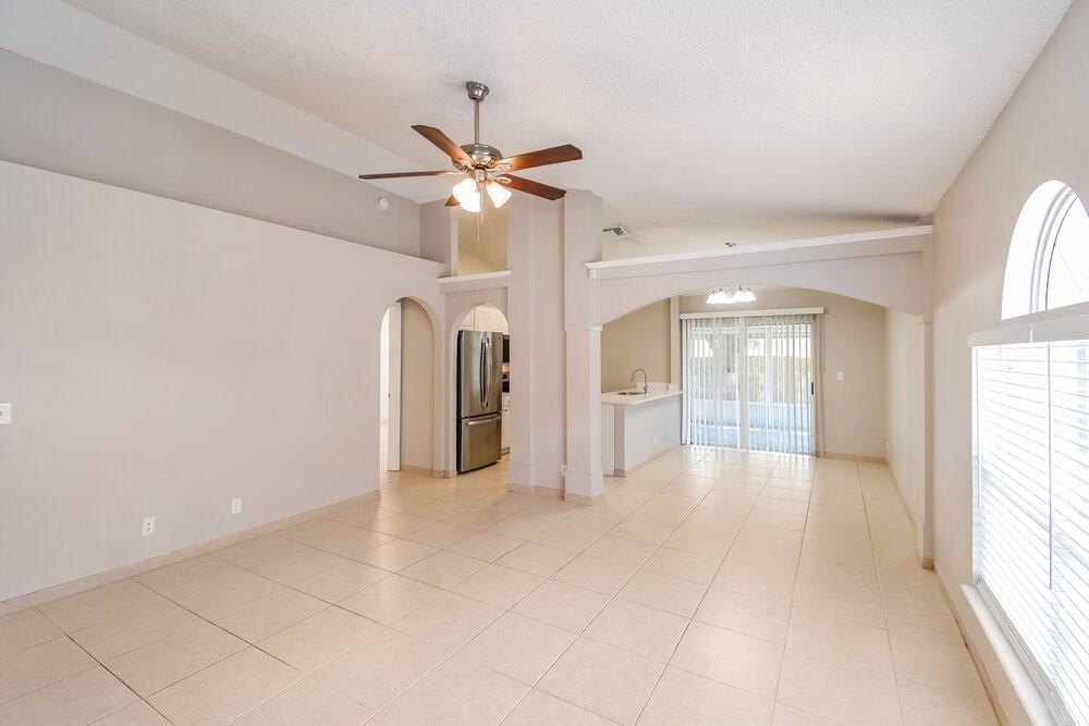11494 Kimberly Forest Dr - Photo 5 of 16