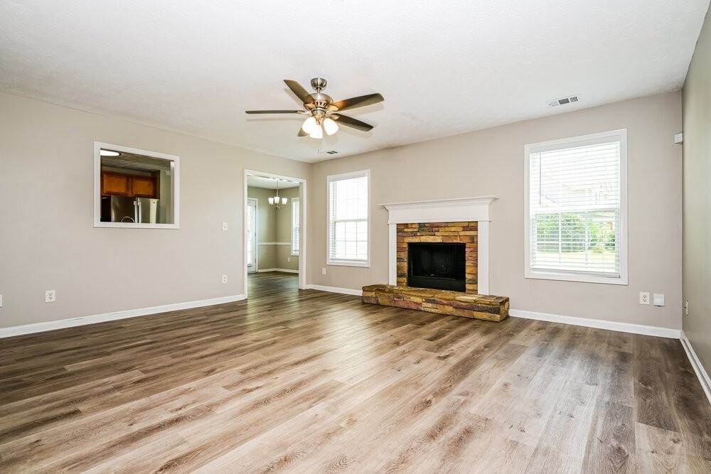 1024 Levista Dr - Photo 4 of 17
