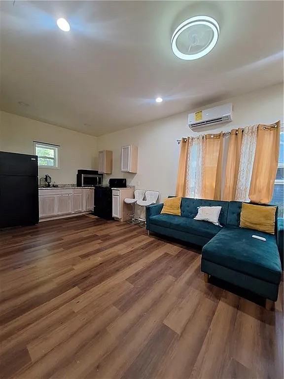 1848 Herringbone Holw - Photo 3 of 6