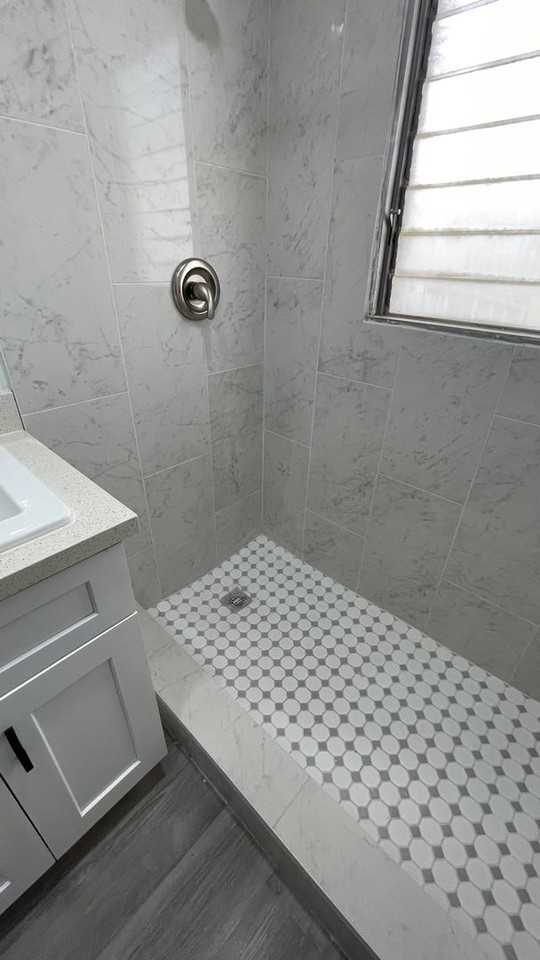 1800 Rexford Drive - Photo 7 of 18