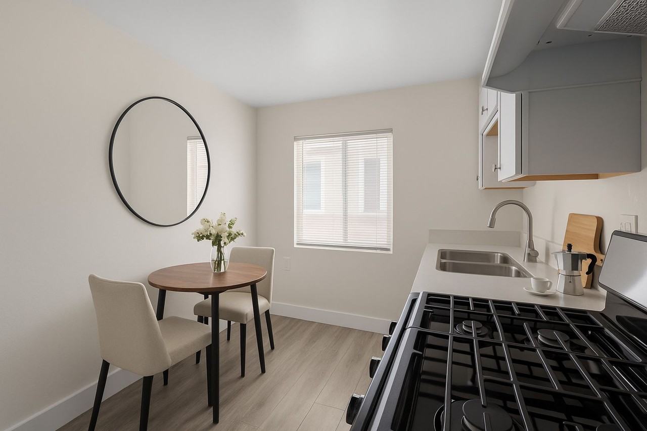 Boulevard Apartments - Photo 3 of 26