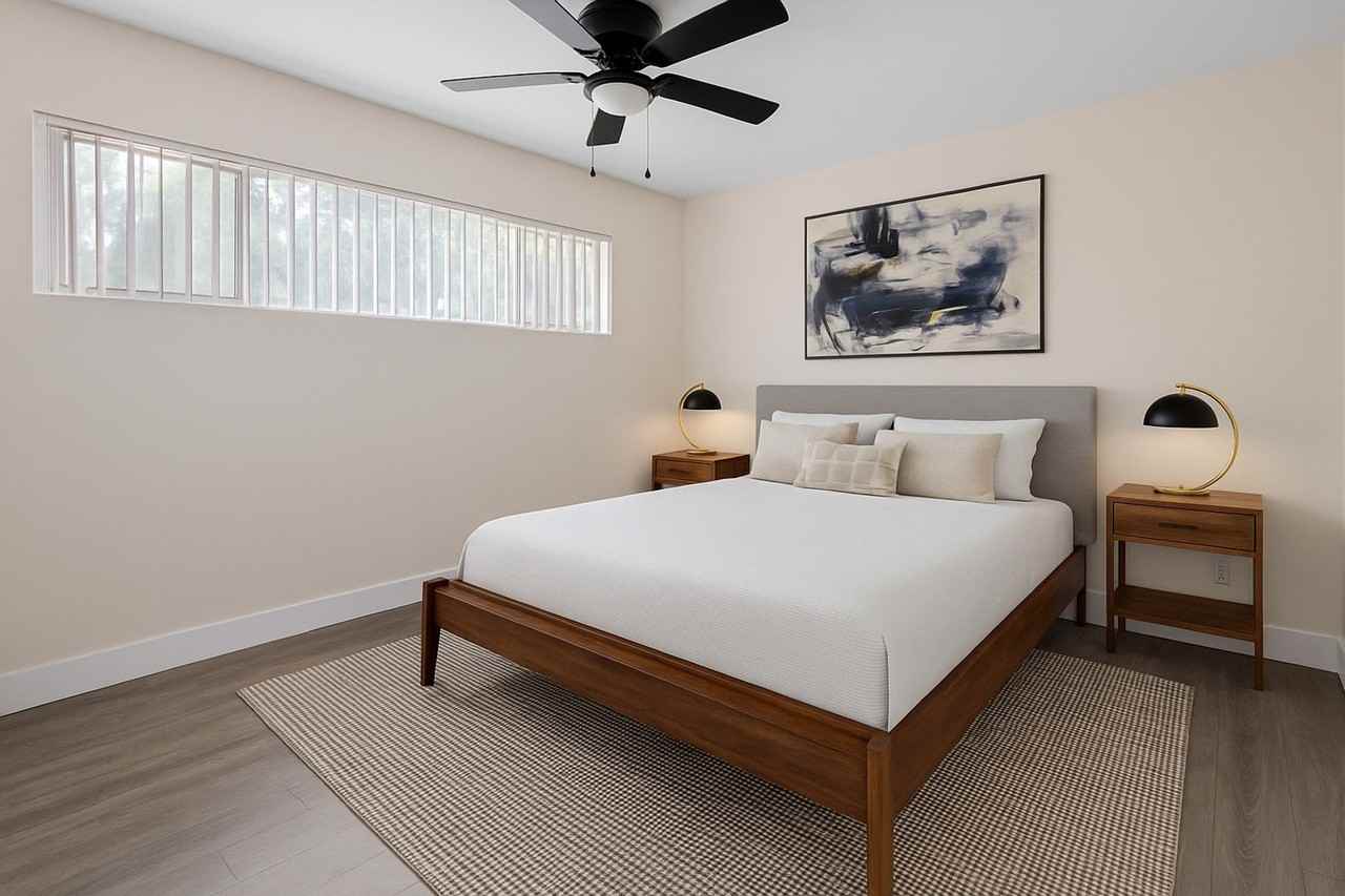 Boulevard Apartments - Photo 4 of 26