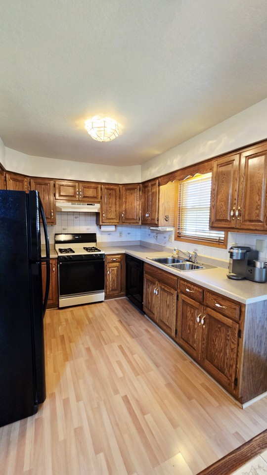 477 Water Tower Road North - Photo 4 of 16