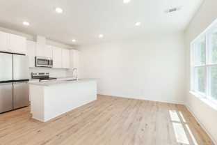 402 Mcdonough Blvd Se - Photo 1 of 1