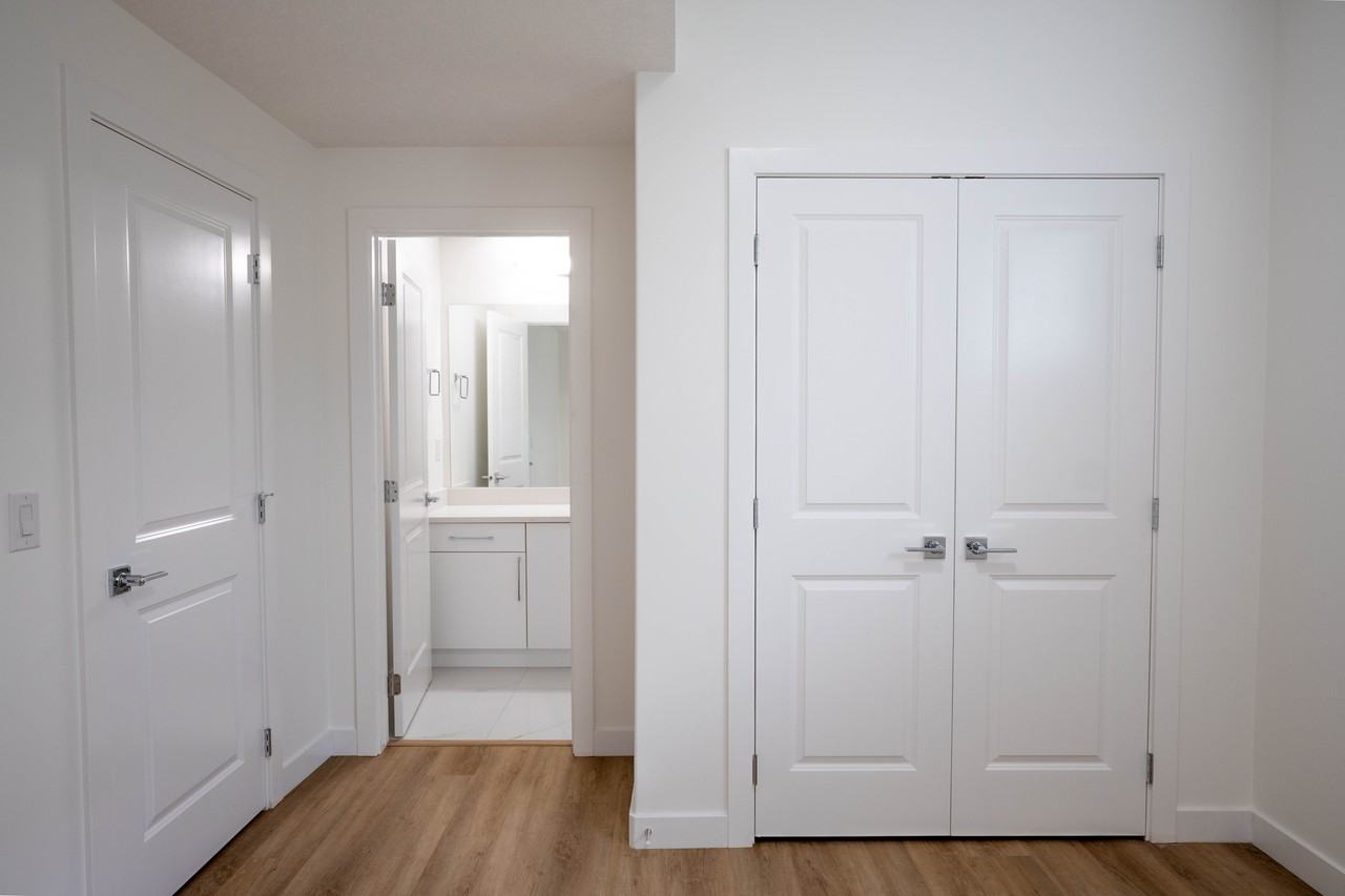 78 Patriot Way #B - Photo 2 of 5