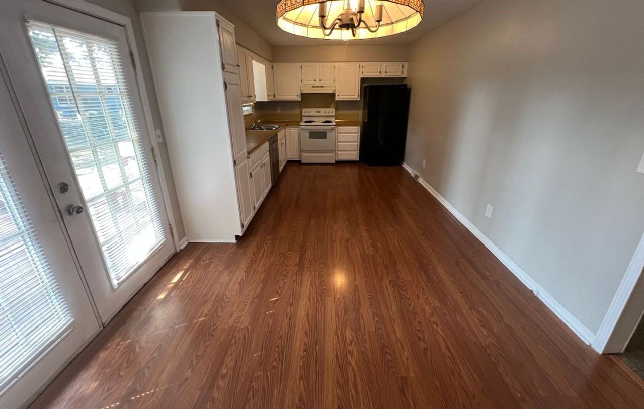 508 Shiloh Circle - Photo 7 of 20