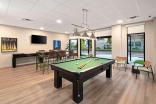 10451 E Burnside St - Photo 1 of 1