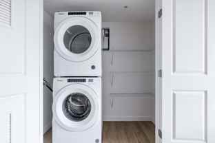 10451 E Burnside St - Photo 1 of 1