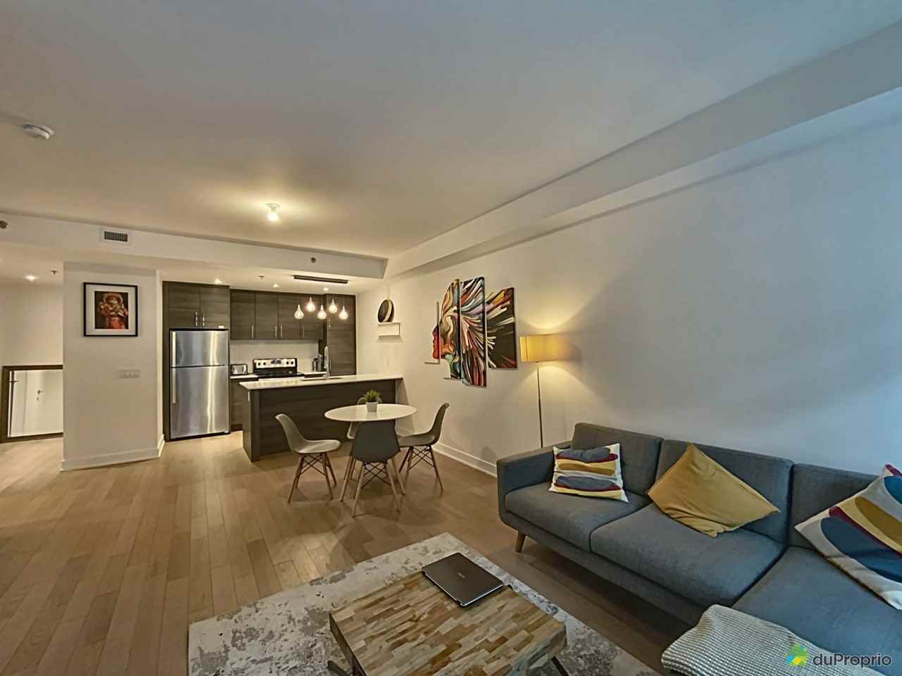 315 Rue Richmond #55555 - Photo 3 of 10