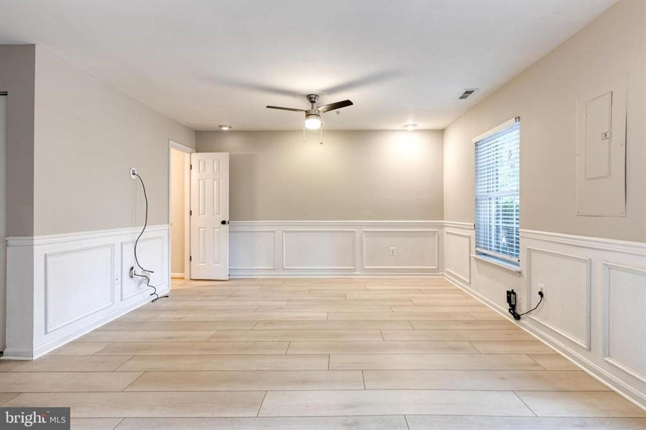 2 Millhaven Ct - Photo 3 of 33