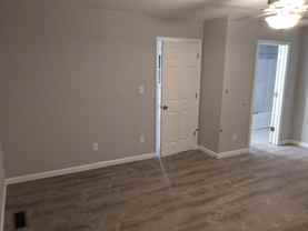422 S Austin Springs Rd - Photo 1 of 1
