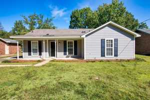 featured image of 1133 N Burbank Dr