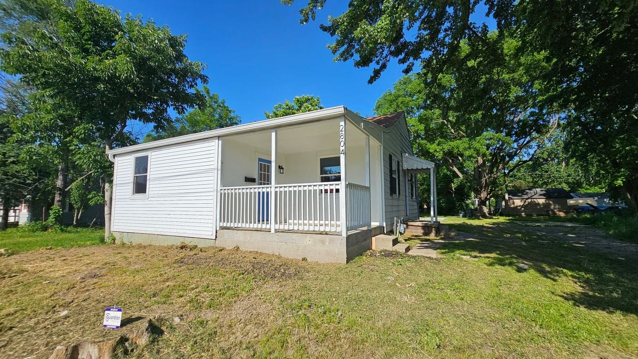 2804-2806 Raible Ave. - Photo 3 of 35