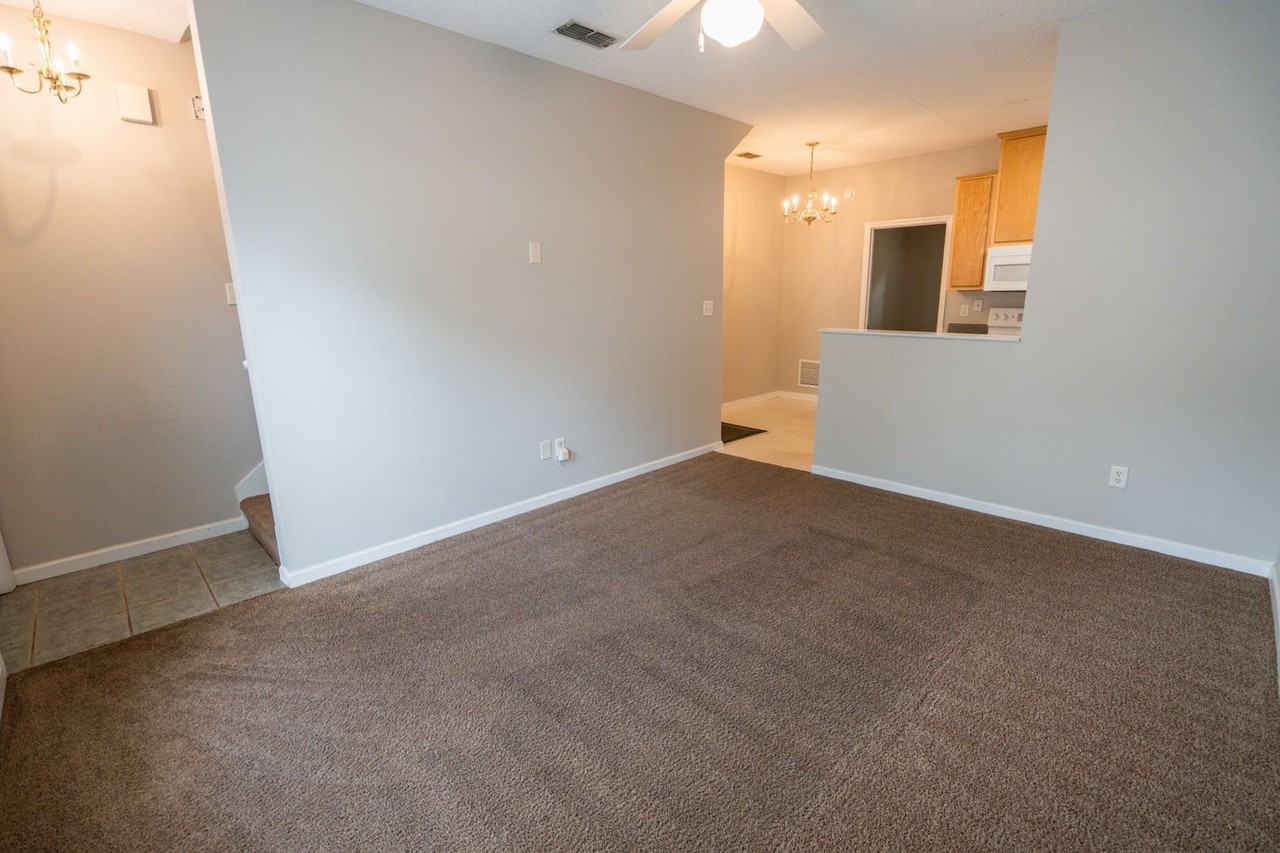 3213 Allison Marie Ct - Photo 4 of 36