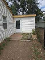 1122 W Myrtle St - Photo 1 of 1