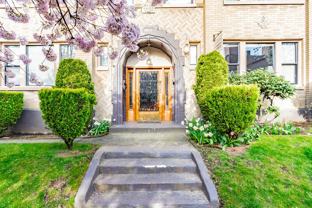 Dixonian - Photo 1 of 1