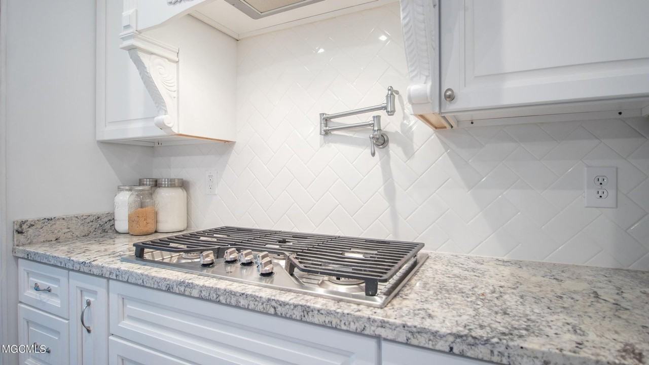 115 Westwind Ct - Photo 3 of 20