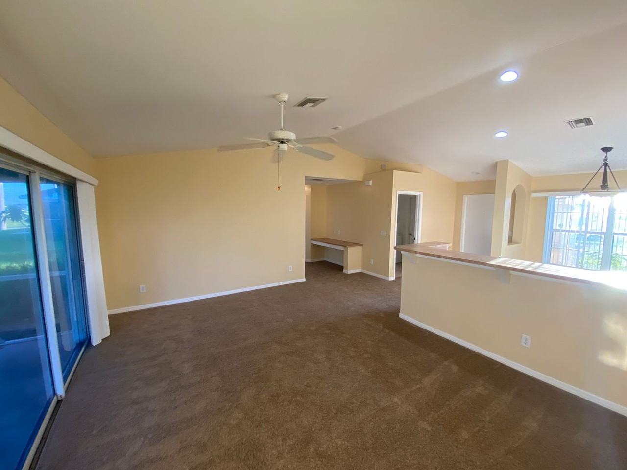 2320 Ne Juanita Pl - Photo 3 of 18