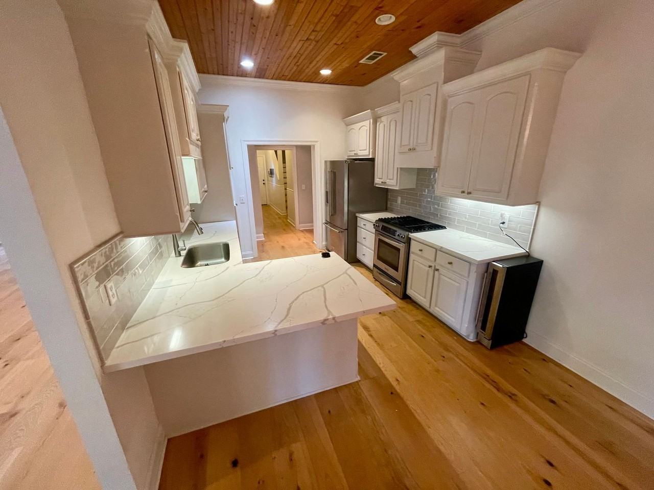 427 Meadowgreen Ln - Photo 3 of 8