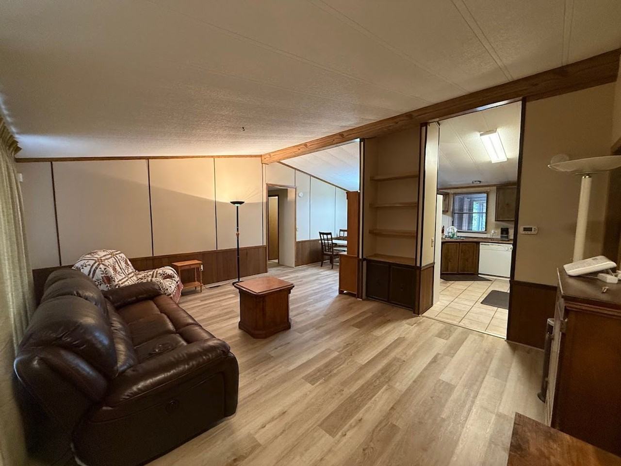 442 Buckhorn Dr - Photo 2 of 26