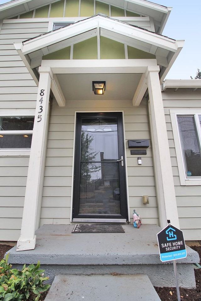8435 Ne Holladay St - Photo 3 of 27