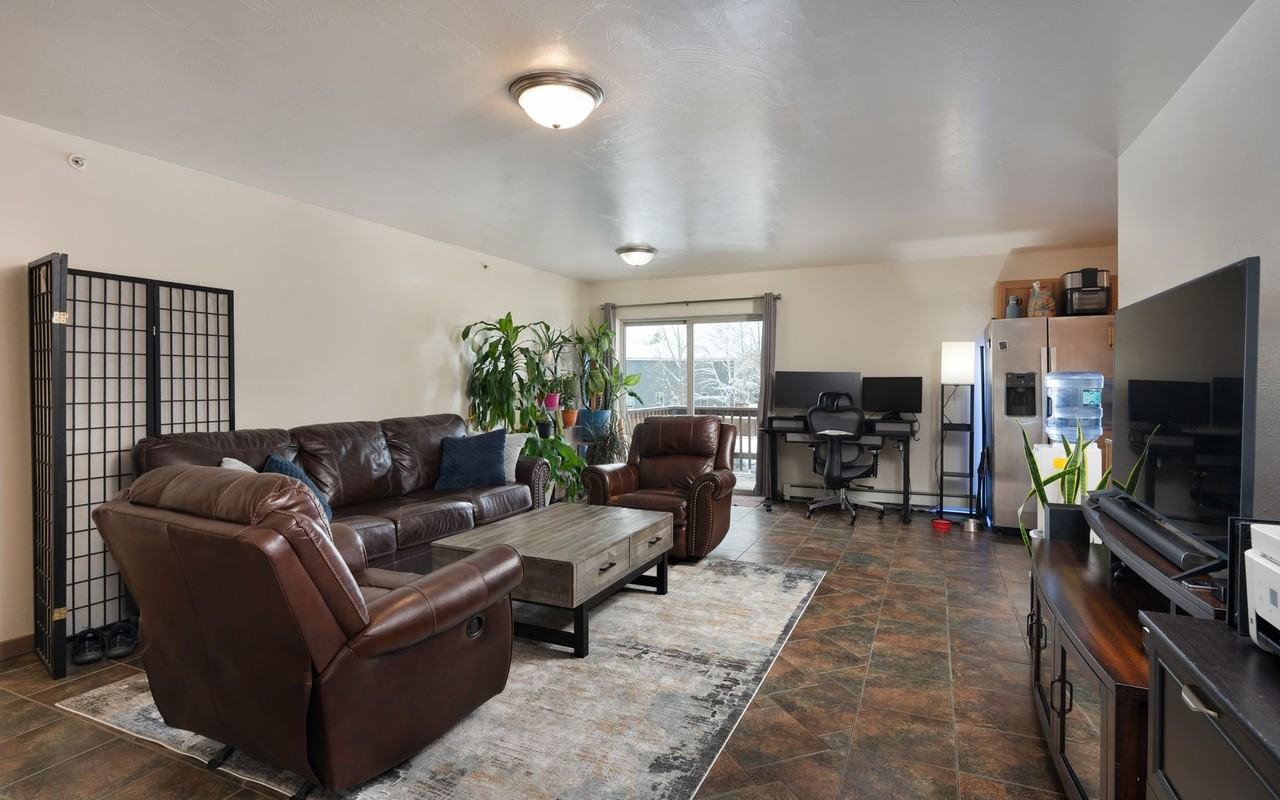 1132 Cruiser Ln #F - Photo 4 of 18