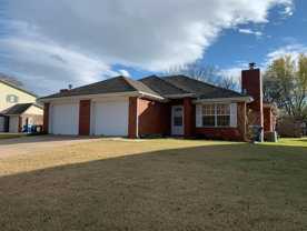 3 Bedroom 2 Full bathroom Duplex in Bentonville AR - Photo 1 of 1