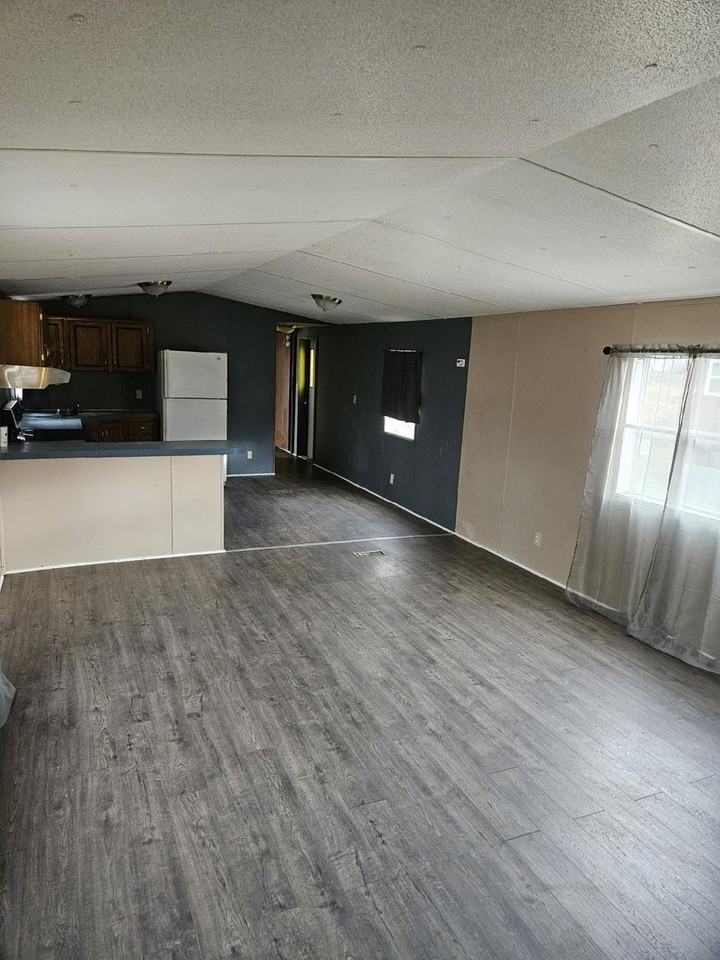 Plains MHC, LLC - Photo 3 of 10