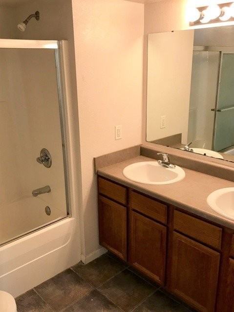 937 Mississippi St - Photo 5 of 15