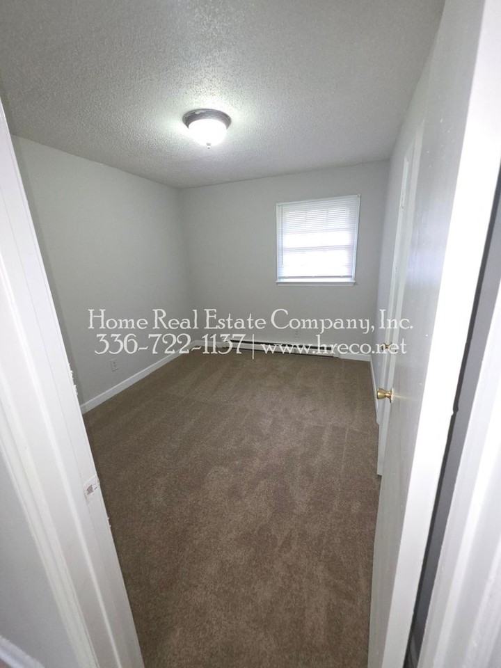 144 Endsley Ave - Photo 4 of 9