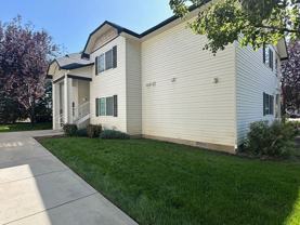 214 N Avenger Ln - Photo 1 of 1