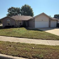 800 S Daniel Ln - Photo 1 of 1