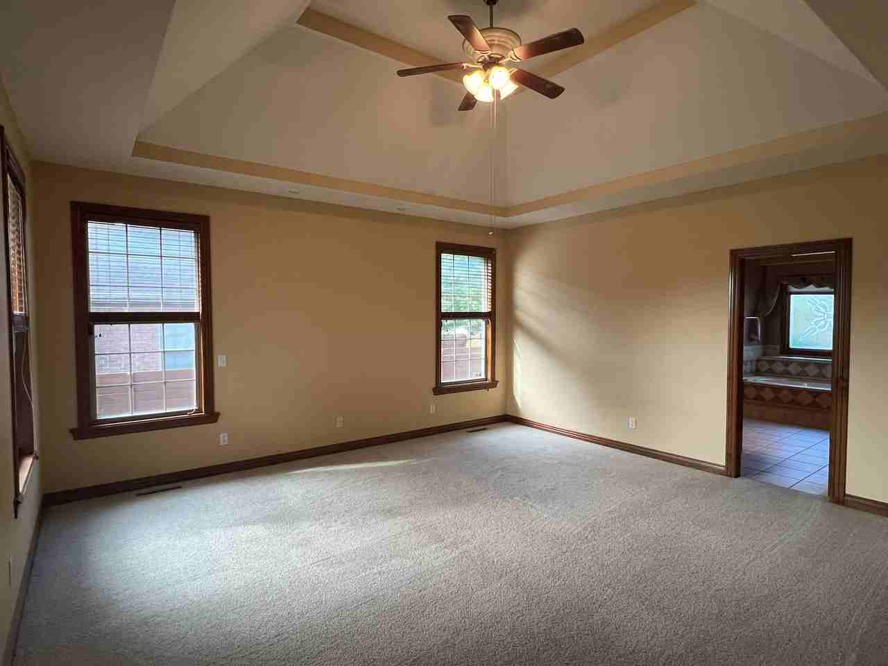 619 S Conroy Ave - Photo 7 of 18