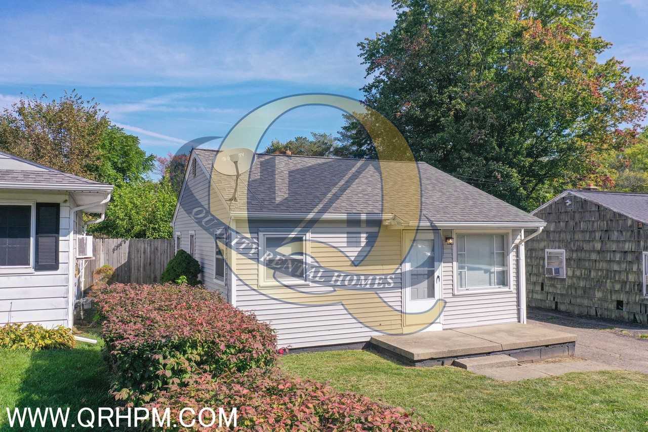 4014 Jacque Street - Photo 3 of 18