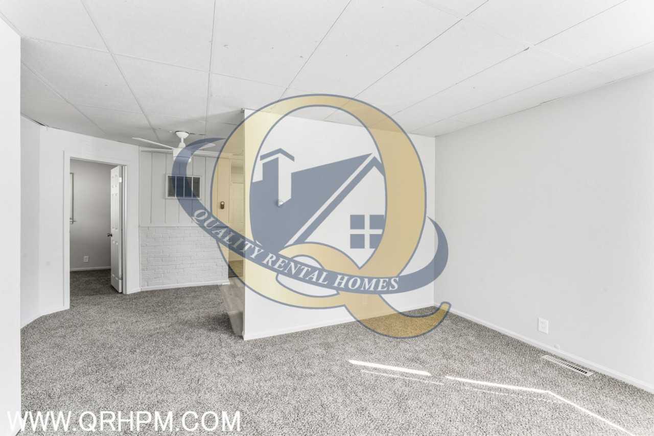 4014 Jacque Street - Photo 5 of 18