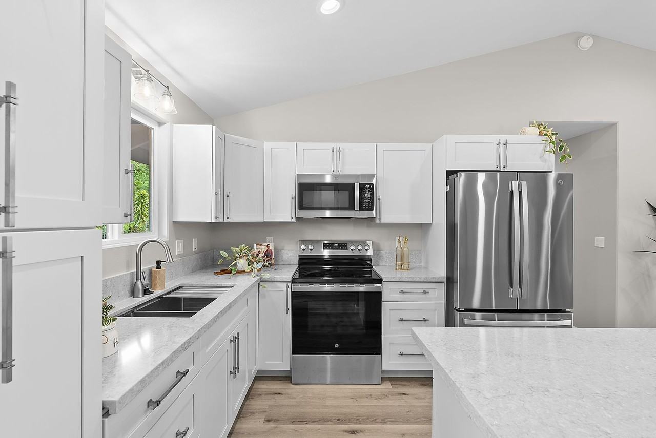 16-2036 Coral Drive - Photo 2 of 10