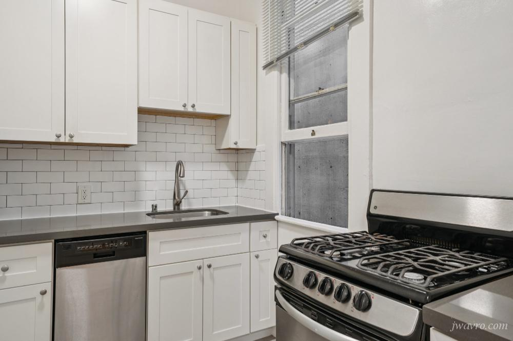 California Street & Jones Street - Photo 2 of 8